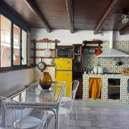 Casa Del Sorriso * Isola delle Femmine